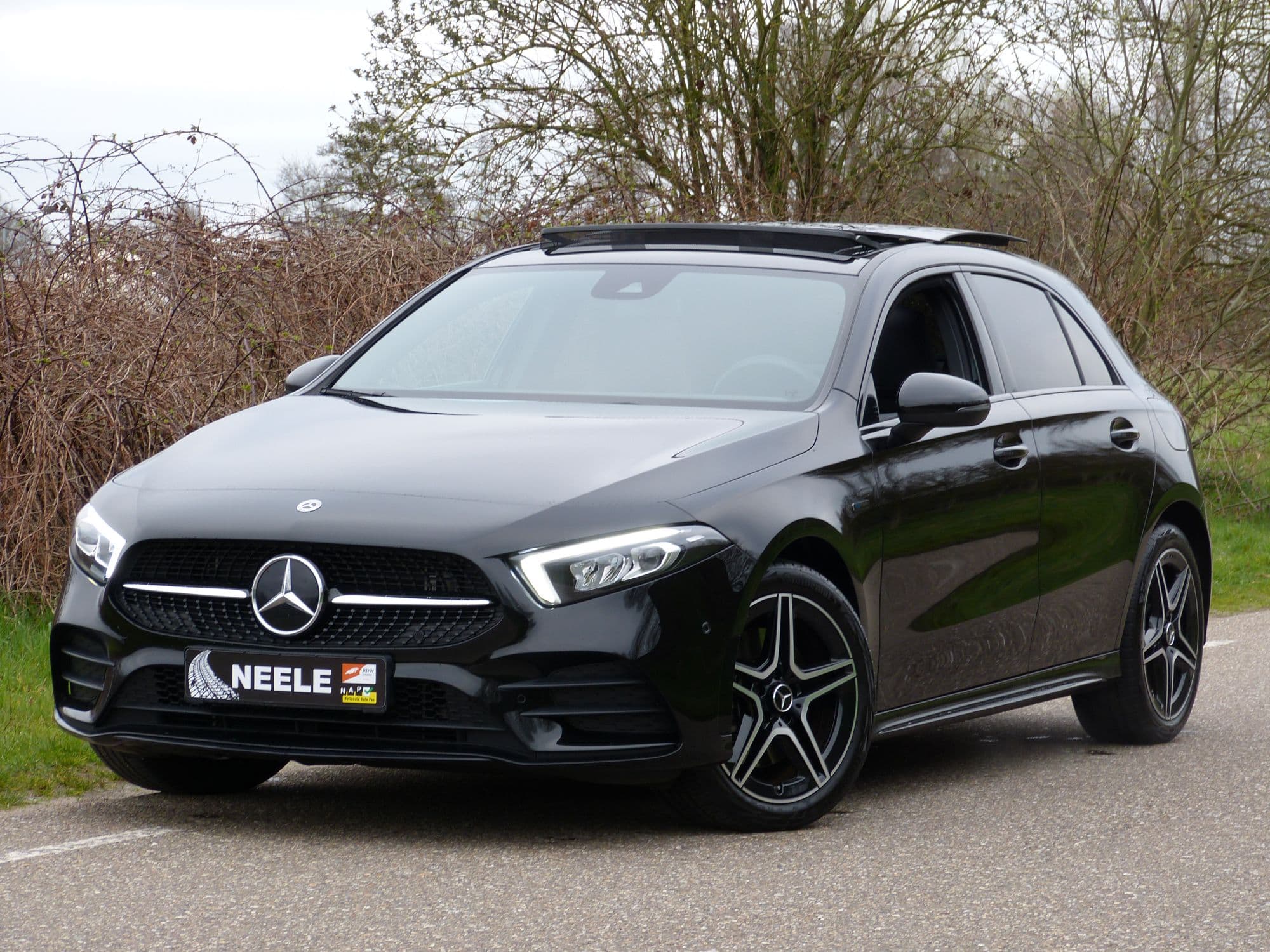 Mercedes A250 e AMG