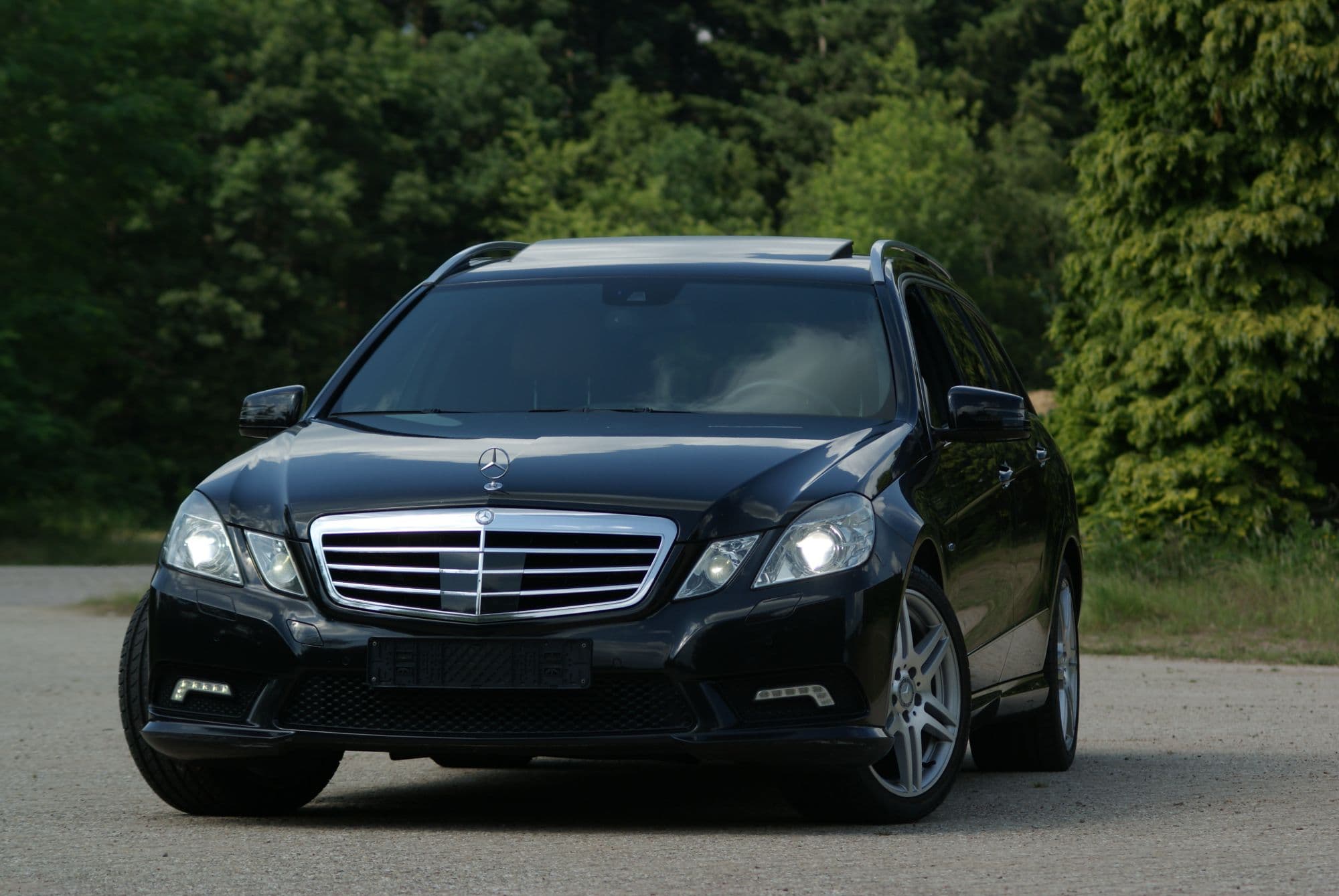 Mercedes-Benz E350 CGI AMG