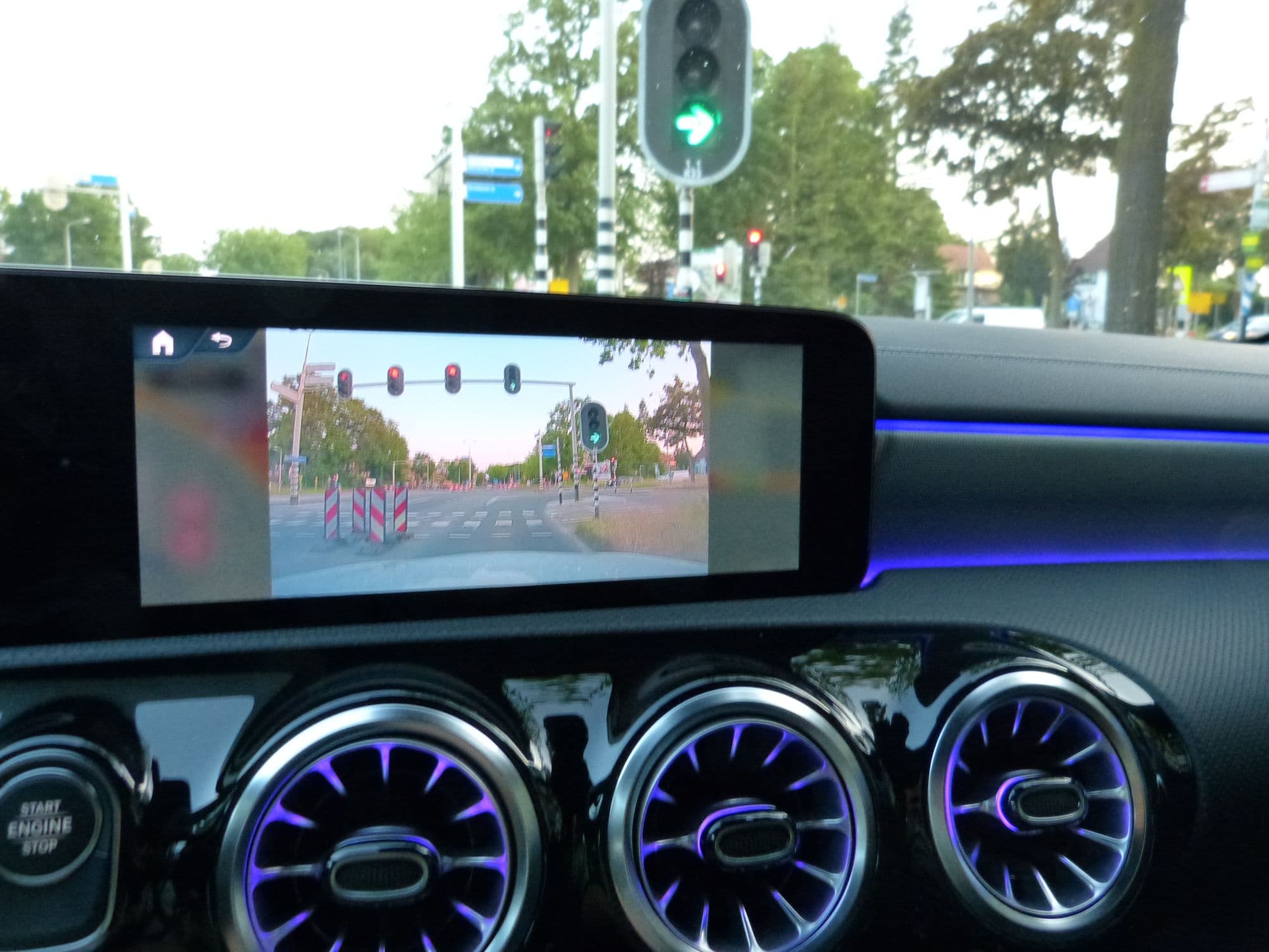 Mercedes-Benz A250e AMG pakket