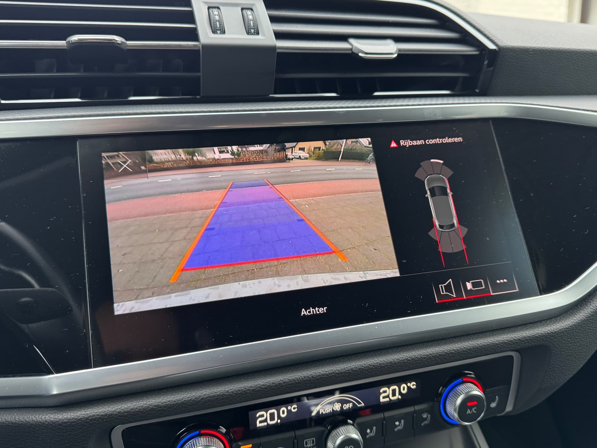 Audi Q3 45 TFSI e Sportback Vossen 21”