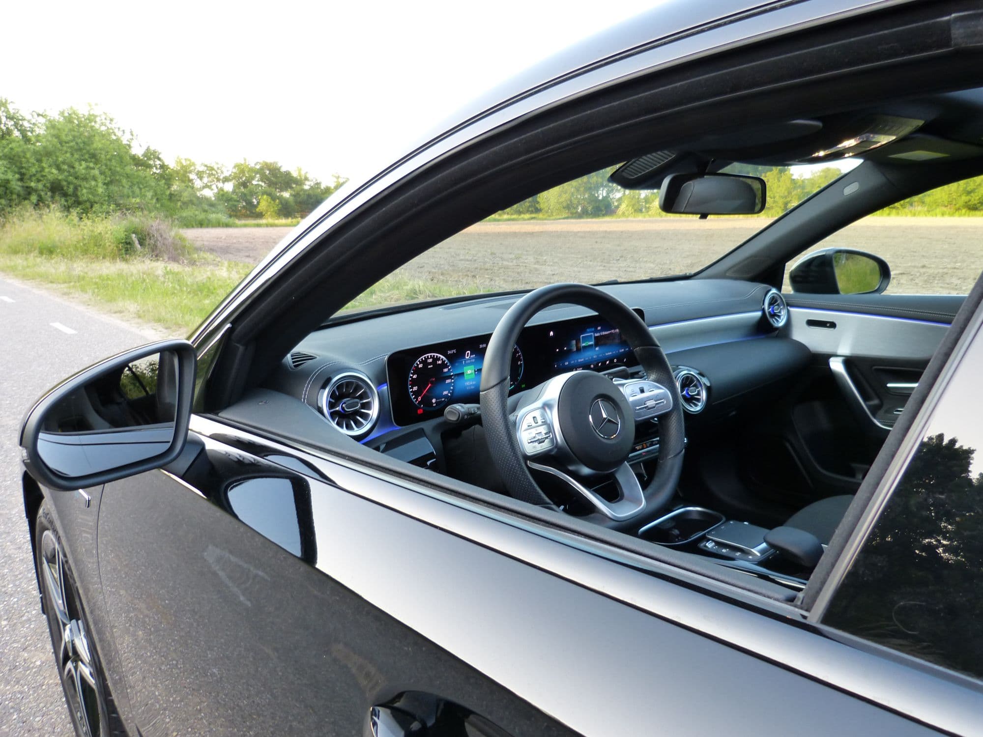 Mercedes-Benz A250e AMG pakket