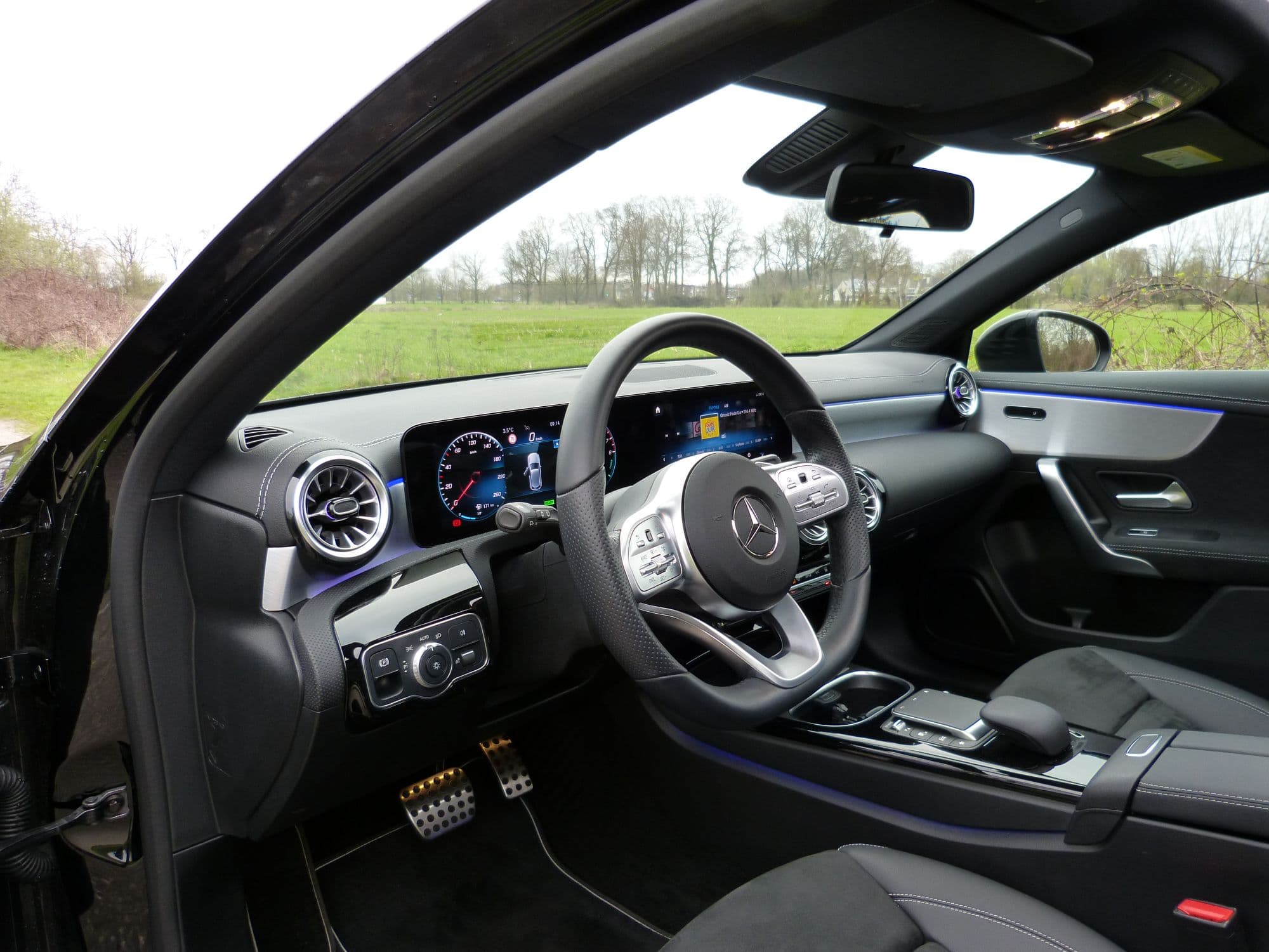 Mercedes A250 e AMG